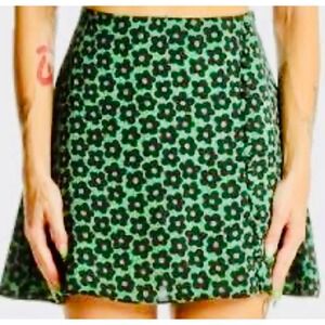Urban Outfitters Green Floral Mini Skirt XS Flared‎ A-Line Mod Retro